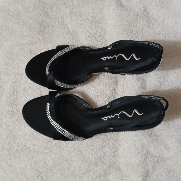 Nina Slhoes - Picture 4 of 15